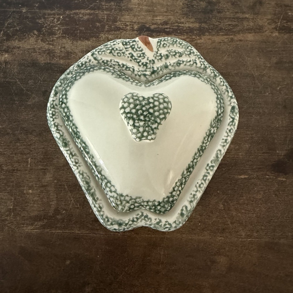 Vintage‎ Apple Themed Ceramic Kitchen Trinket Box Grannycore